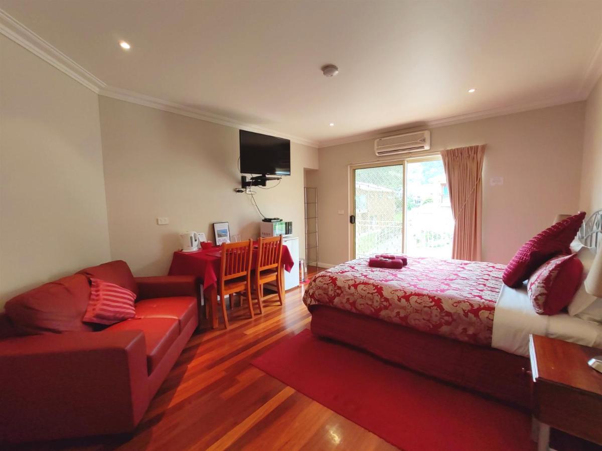 Angela'S Beach Stays Apollo Bay Exterior foto